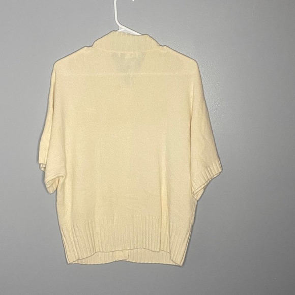 Neiman Marcus Cashmere Collection Button Front Sweater Size Medium - Picture 5 of 5